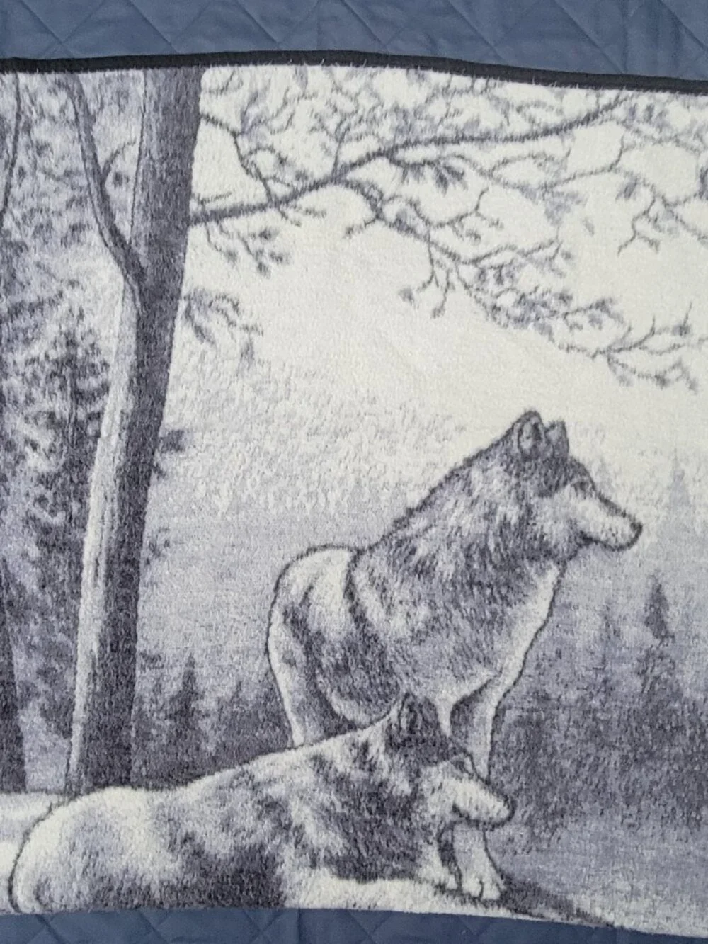 Vintage Biederlack of the Americas Reversible Throw Blanket Wolf